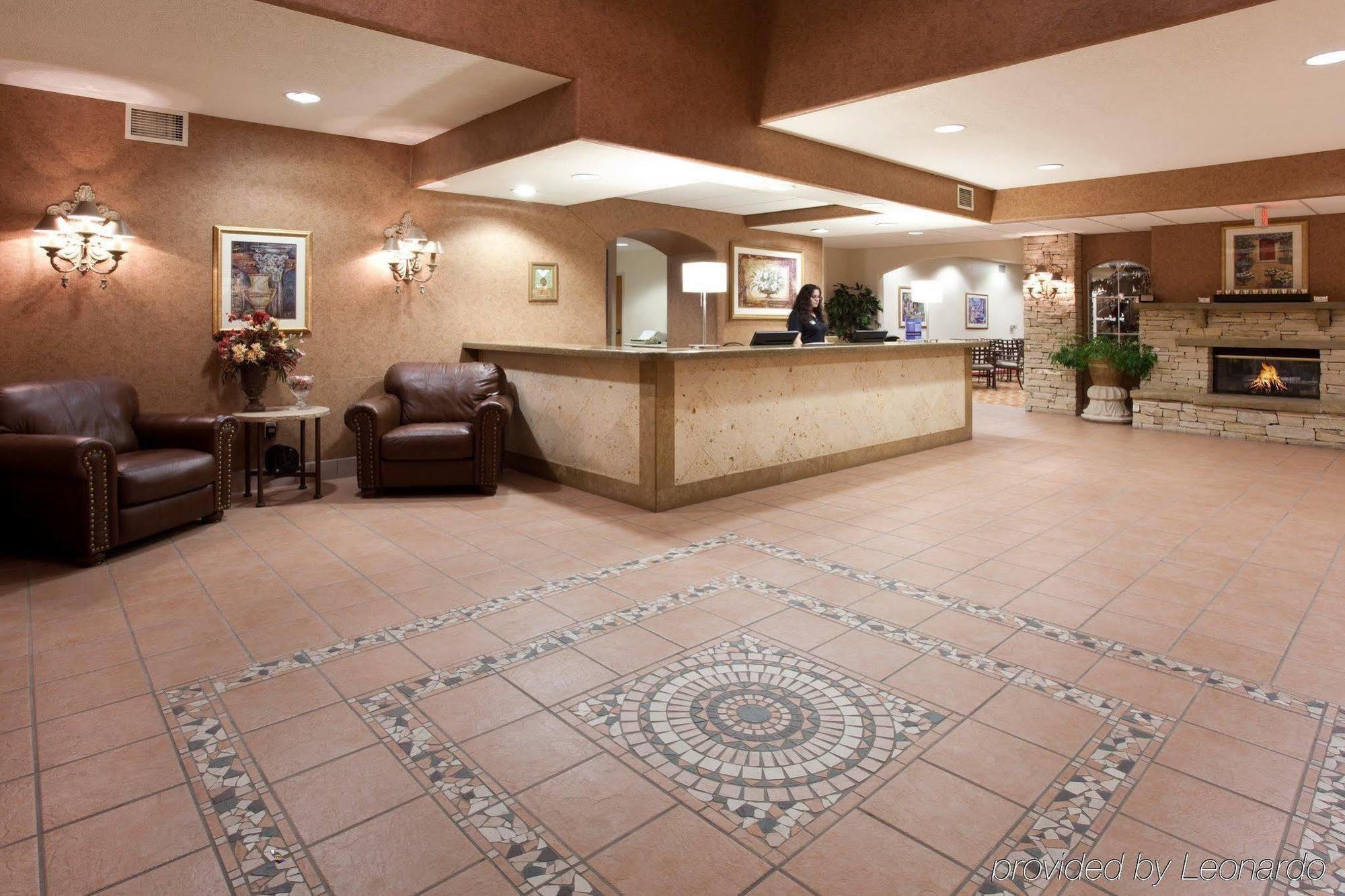 Baymont By Wyndham Belen Nm Hotel Interior foto